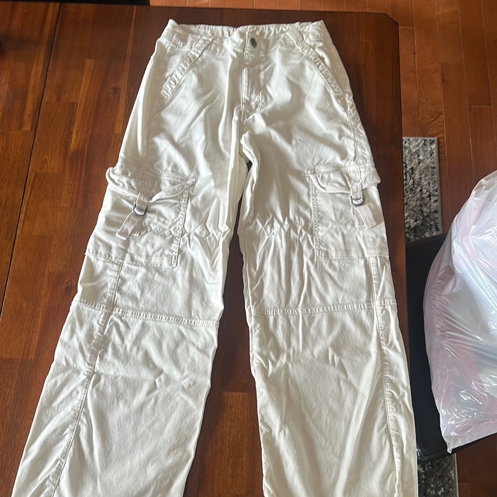 Women’s White Cargo Pants